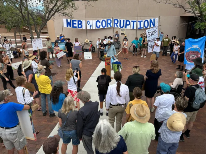 The left and right unite to oppose data centers